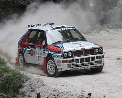Lancia Delta Blue Tint Windscreen 87-93